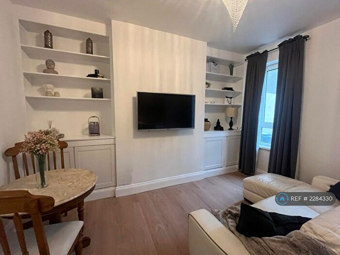 1 Bedroom Flat To Rent In Collingwood Street, South Shields, NE33