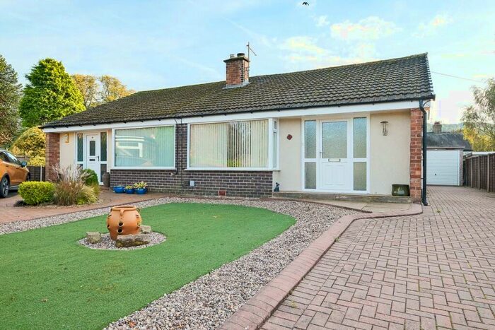 2 Bedroom Bungalow For Sale In Abbots Croft, Whalley, Clitheroe, BB7