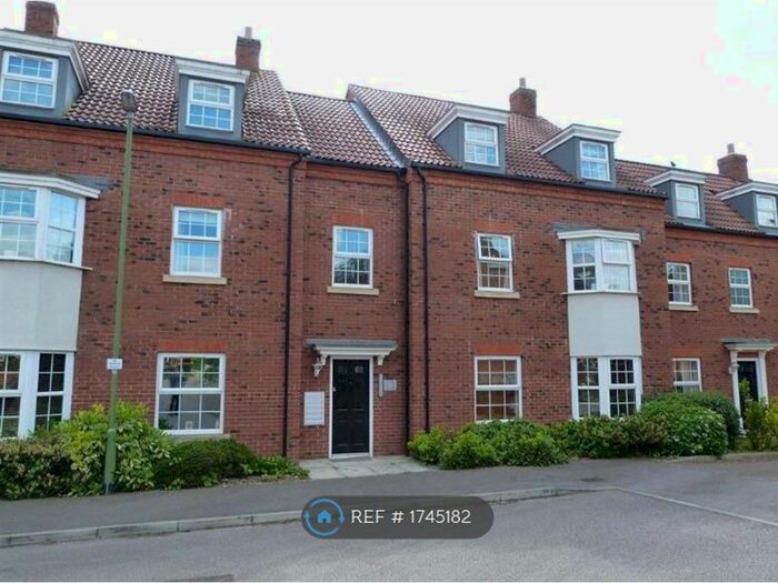 1 Bedroom Flat To Rent In Sefton Court, Welwyn Garden City, AL8