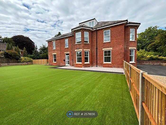 1 Bedroom Maisonette To Rent In New Dover Road, Canterbury, CT1