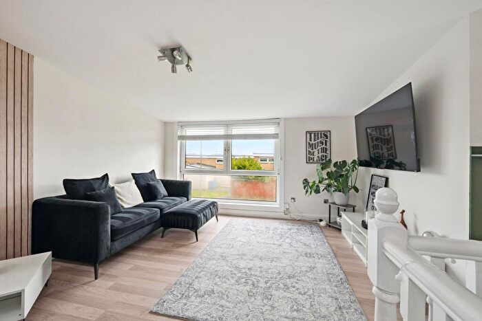 2 Bedroom End Of Terrace House For Sale In Whitelaw Drive, Bathgate, EH48