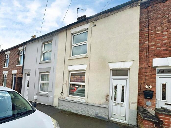 2 Bedroom Terraced House For Sale In Hastings Road, Swadlincote, DE11