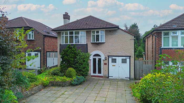 3 Bedroom Detached House For Sale In Bridge Lane, Bramhall, SK7