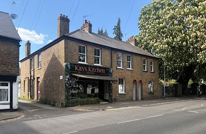 2 Bedroom Flat For Sale In The Green, West Drayton, UB7