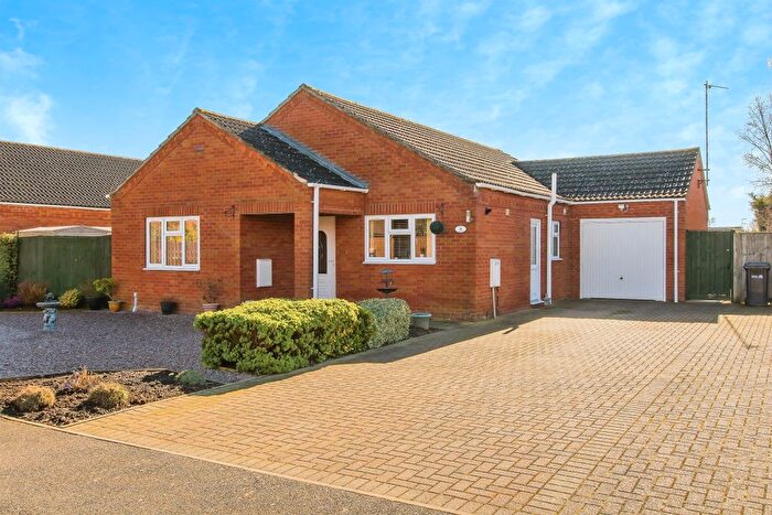 3 Bedroom Detached Bungalow For Sale In The Lovells, Emneth, Wisbech, PE14