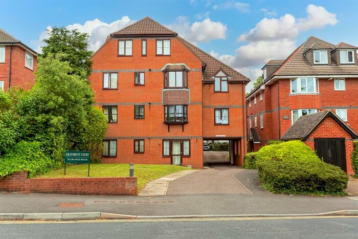 1 Bedroom House To Rent In Grange Road, Sutton, SM2