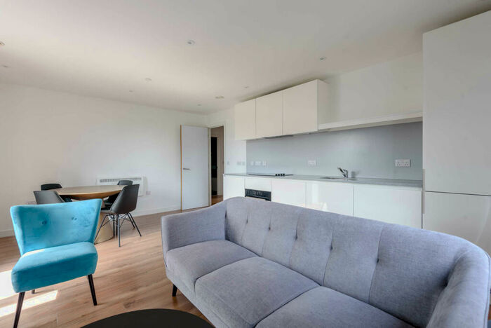 2 Bedroom Apartment To Rent In The Lansdowne, Hagley Road, Birmingham, B16