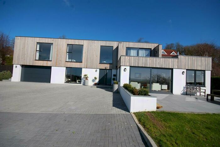 4 Bedroom Detached House To Rent In Seabrook Road, Hythe, CT21