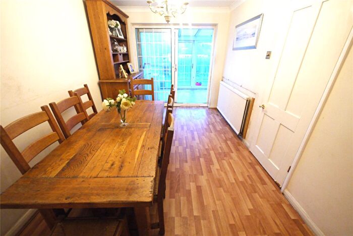 3 Bedroom Terraced House For Sale In London Road, Brentwood, Essex, CM14