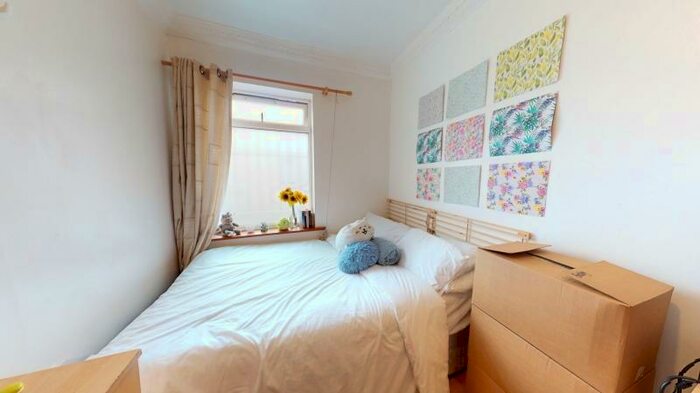 4 Bedroom Flat To Rent In Spenceley Street, University, Leeds, LS2