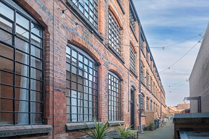 3 Bedroom Terraced House For Sale In Tenby Street, Birmingham, B1