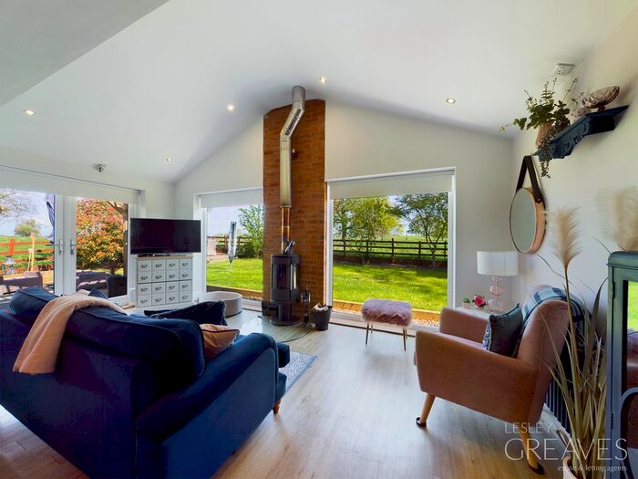 4 Bedroom Cottage For Sale In Fosse Road, East Stoke, Newark, NG23