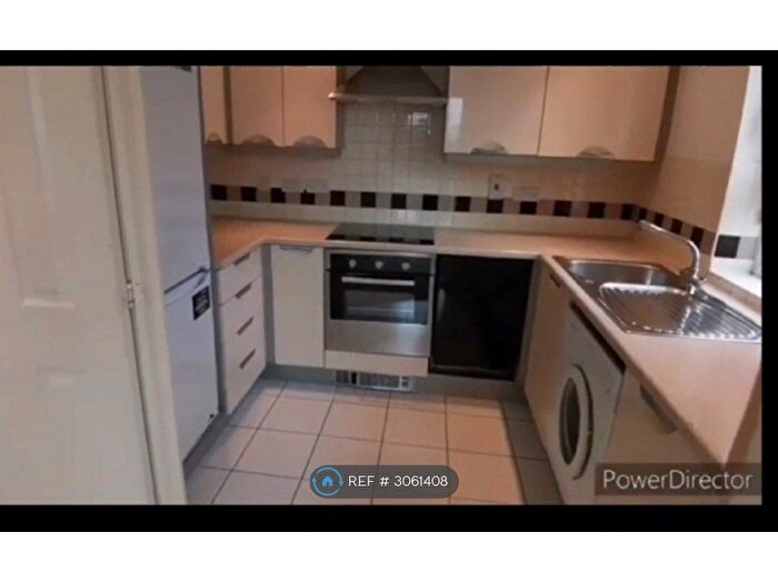 2 Bedroom Flat To Rent In Middlewood Street, Salford, M5