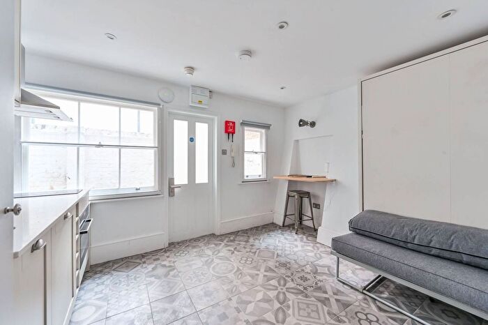 Studio To Rent In Gloucester Place, Marylebone, London, NW1