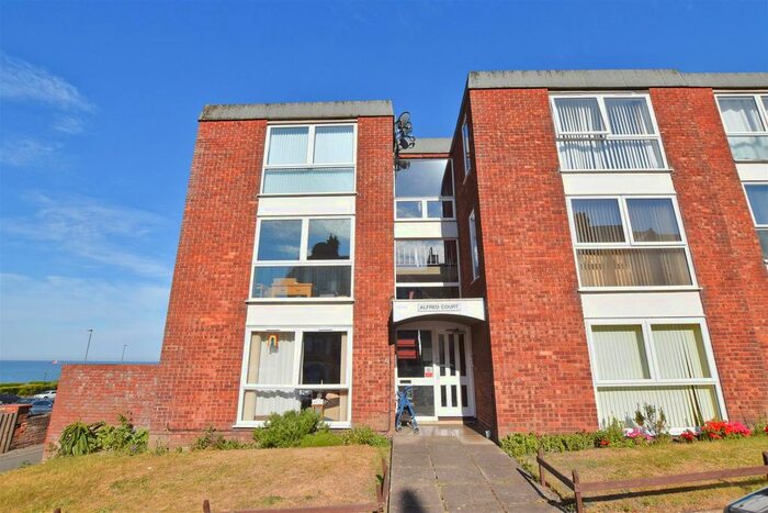 2 Bedroom Flat To Rent In Alfred Road, Cromer, NR27