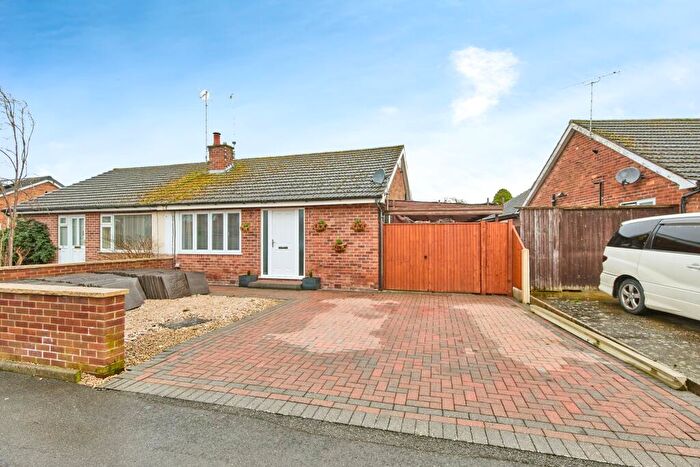 2 Bedroom Bungalow For Sale In Kimberley Road, Derby, Derbyshire, DE72