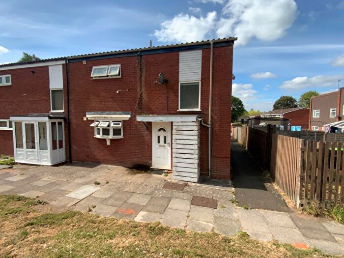 2 Bedroom End Of Terrace House For Sale In Wolverhampton Road, Oldbury, B68