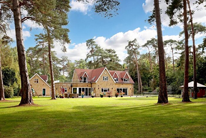 5 Bedroom Detached House For Sale In Stoke Common Road, Fulmer, Buckinghamshire, SL3