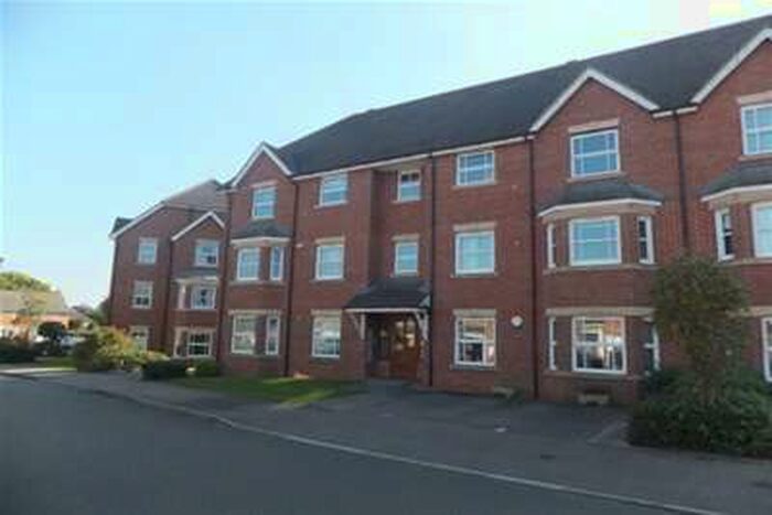2 Bedroom Flat To Rent In Water Mill Crescent, Sutton Coldfield. B76