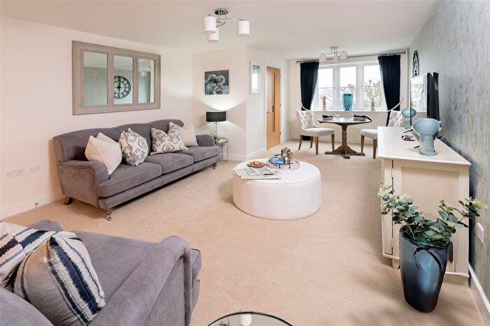2 Bedroom Property For Sale In Casterbridge Court, Dorchester, DT1