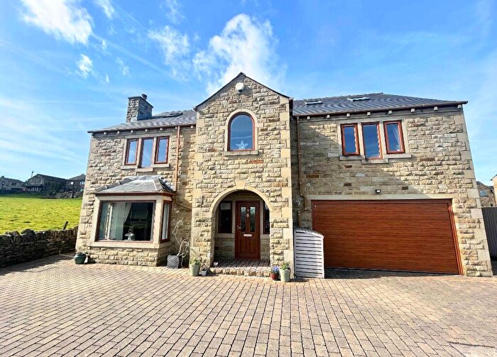 6 Bedroom Detached House For Sale In Last House, Marsh Lane, Southowram, HX3