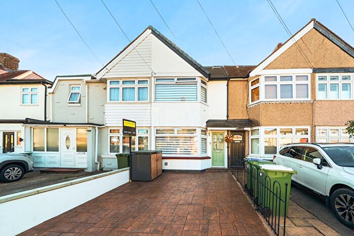 3 Bedroom Terraced House For Sale In Days Lane, Sidcup, DA15