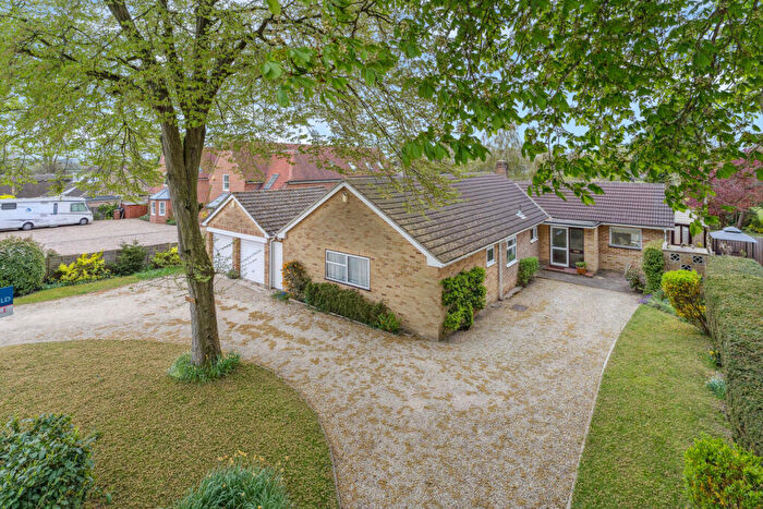 4 Bedroom Detached Bungalow For Sale In Wallingford Road, North Stoke, OX10