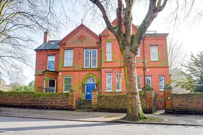 2 Bedroom Flat For Sale In Magdala Road, Nottingham, NG3