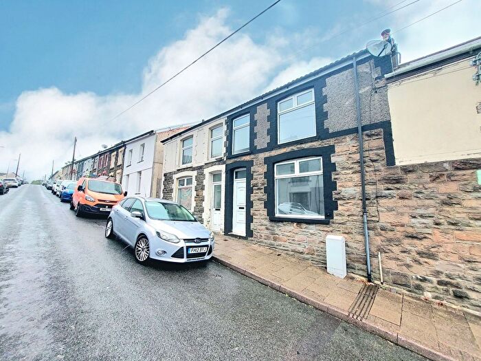 3 Bedroom Terraced House To Rent In Blaen-Y-Cwm Terrace, Treherbert, CF42