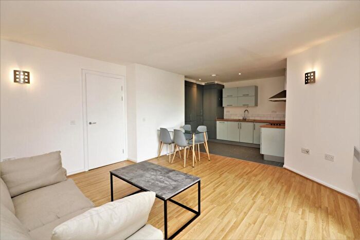 1 Bedroom Apartment To Rent In Adriatic Building, London, E14