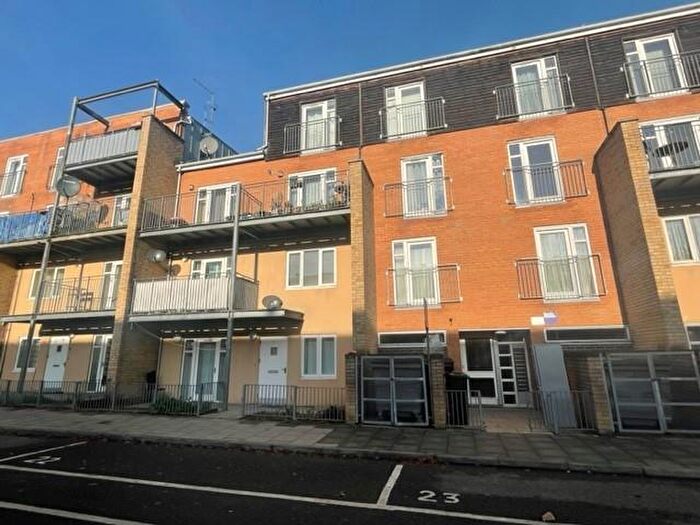 2 Bedroom Flat To Rent In Academia Way, Tottenham, N17