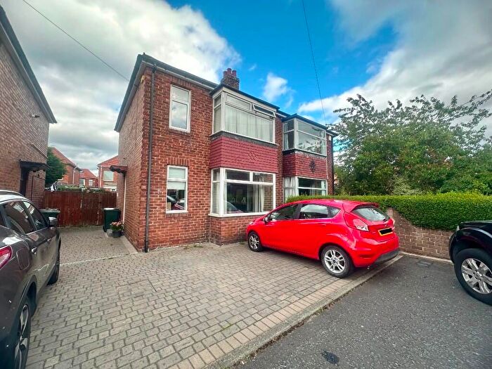 3 Bedroom Semi-Detached House To Rent In Embleton Gardens, Newcastle Upon Tyne, NE5