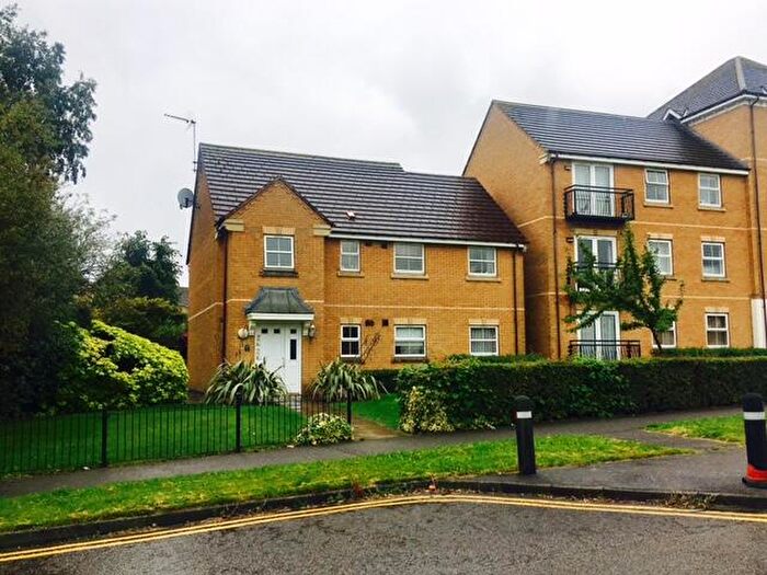 2 Bedroom Flat To Rent In Lady Hay Road, Leicester, LE3