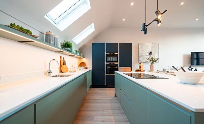 3 Bedroom Terraced House For Sale In Connaught Place, Brockenhurst, SO42