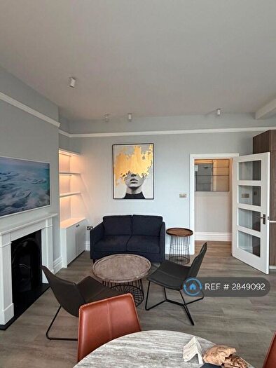 2 Bedroom Flat To Rent In Mercers Road, London, N19