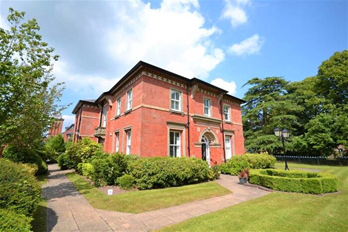 2 Bedroom Apartment To Rent In Blandford Drive, Macclesfield, SK11