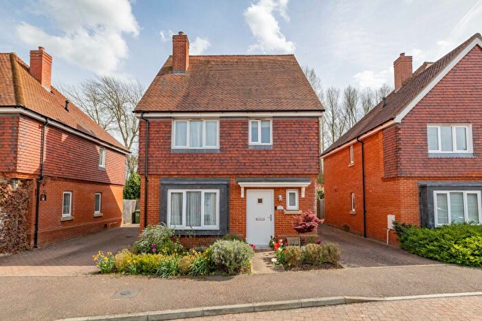 3 Bedroom Detached House For Sale In Bagham Place, Chilham, Canterbury, Kent, CT4