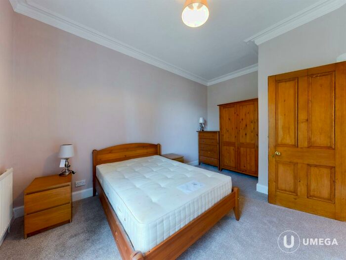 1 Bedroom Flat To Rent In Watson Crescent, Polwarth, Edinburgh, EH11