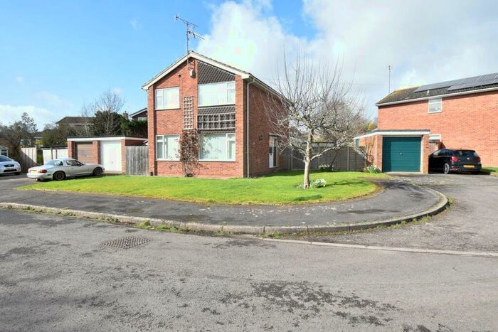 4 Bedroom Detached House For Sale In Apperley Park, Apperley, Gloucester, GL19