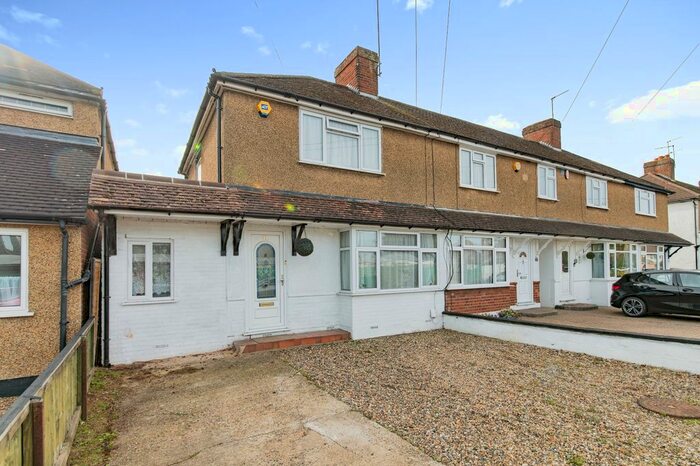 3 Bedroom Property To Rent In Briar Road, Watford, WD25