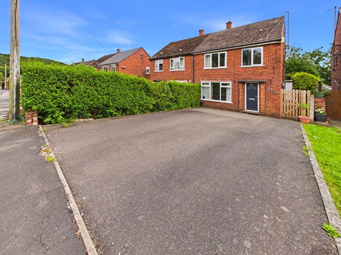 3 Bedroom Semi-Detached House For Sale In Stonelow Road, Dronfield, Derbyshire, S18