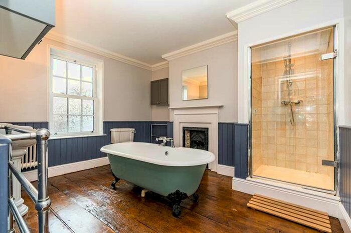 5 Bedroom End Of Terrace House To Rent In High Street, Newington, Sittingbourne, ME9