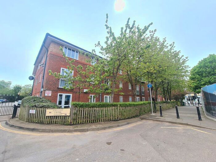 1 Bedroom Ground Flat To Rent In Foyes Court, Shirley, SO15