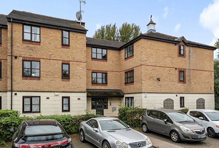 1 Bedroom Apartment For Sale In Mullards Close, Mitcham, CR4