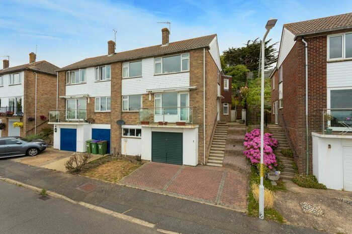 3 Bedroom Semi-Detached House To Rent In Naildown Close, Hythe, CT21