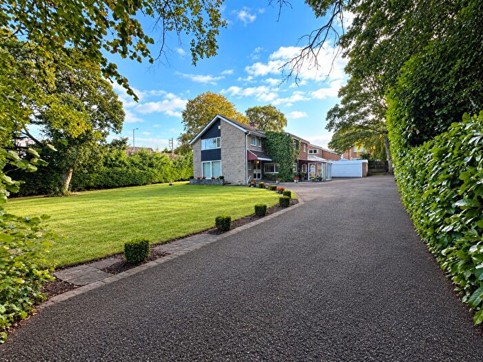5 Bedroom Detached House For Sale In Durham Road, Houghton Le Spring, Tyne And Wear, DH5