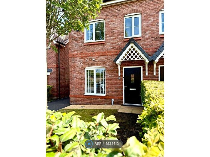 3 Bedroom Semi-Detached House To Rent In Malkins Wood Lane, Manchester, M28