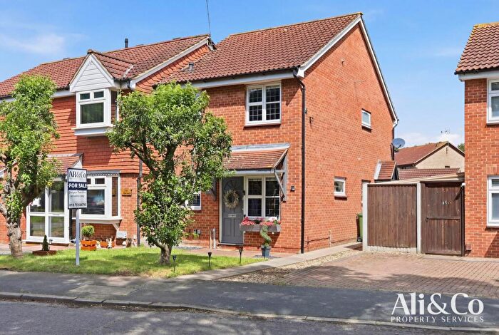 1 Bedroom Terraced House For Sale In Kiln Way, Grays, RM17