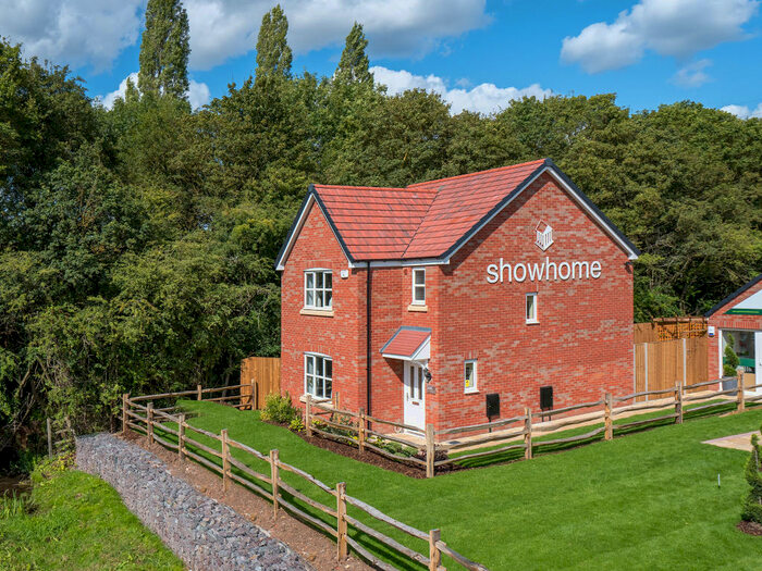 3 Bedroom Detached House For Sale In Gundulf Road, Stratford-upon-Avon, CV37