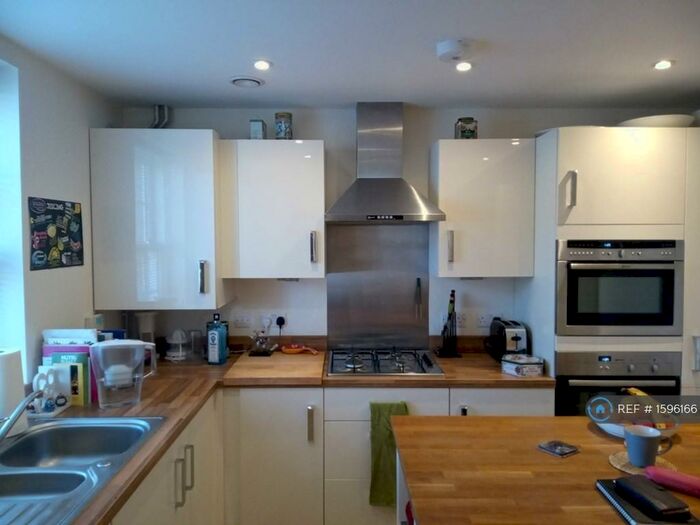 4 Bedroom Terraced House To Rent In Union Street, Rochester, ME1
